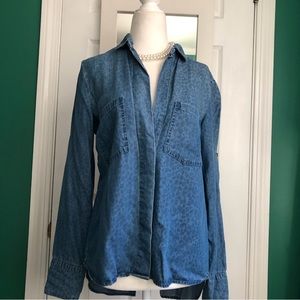 Cloth and Stone denim chambray top sz xs